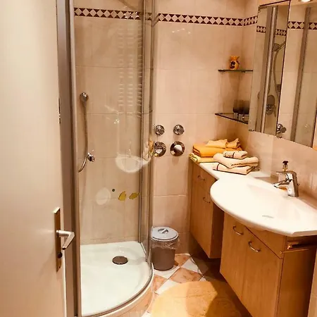 Loisachtal Apartman *