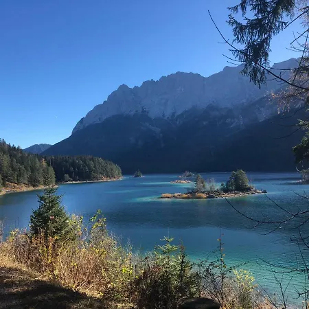 Loisachtal 公寓
